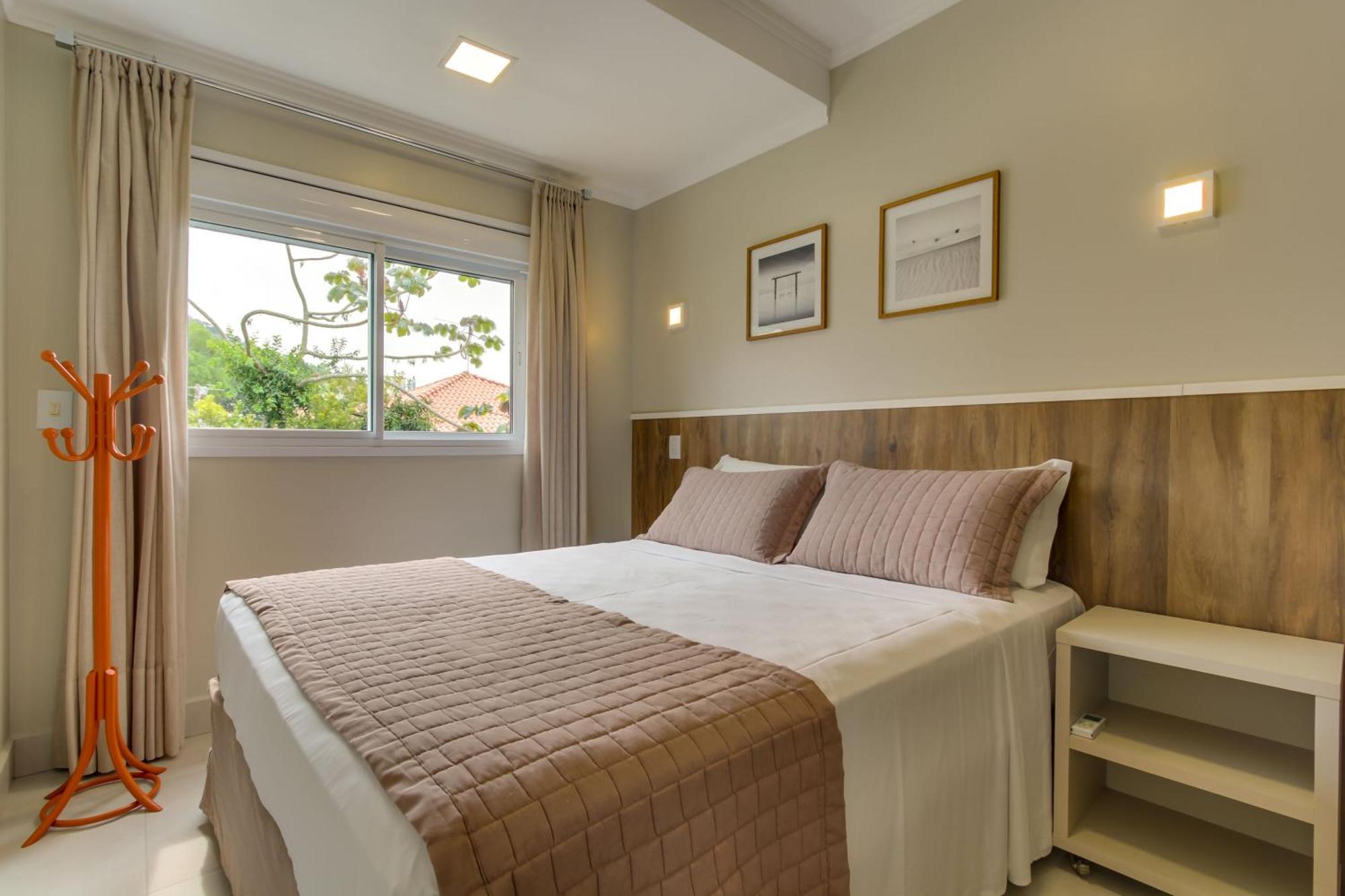 ボンビーニャスResidencial Casa Floraアパートメント エクステリア 写真